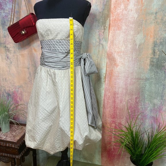 📌BCBGMaxAzria Strapless Transformable Cocktail Dress with Balloon Skirt - Picture 9 of 15